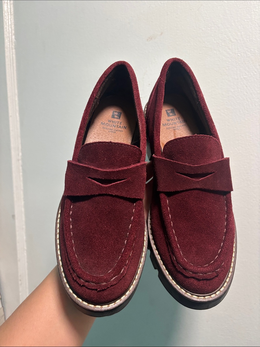 White Mountain Burgundy Suede Moccasin Loafers